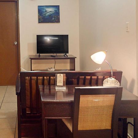Hummingbird Home Suites San Pedro  Quarto foto