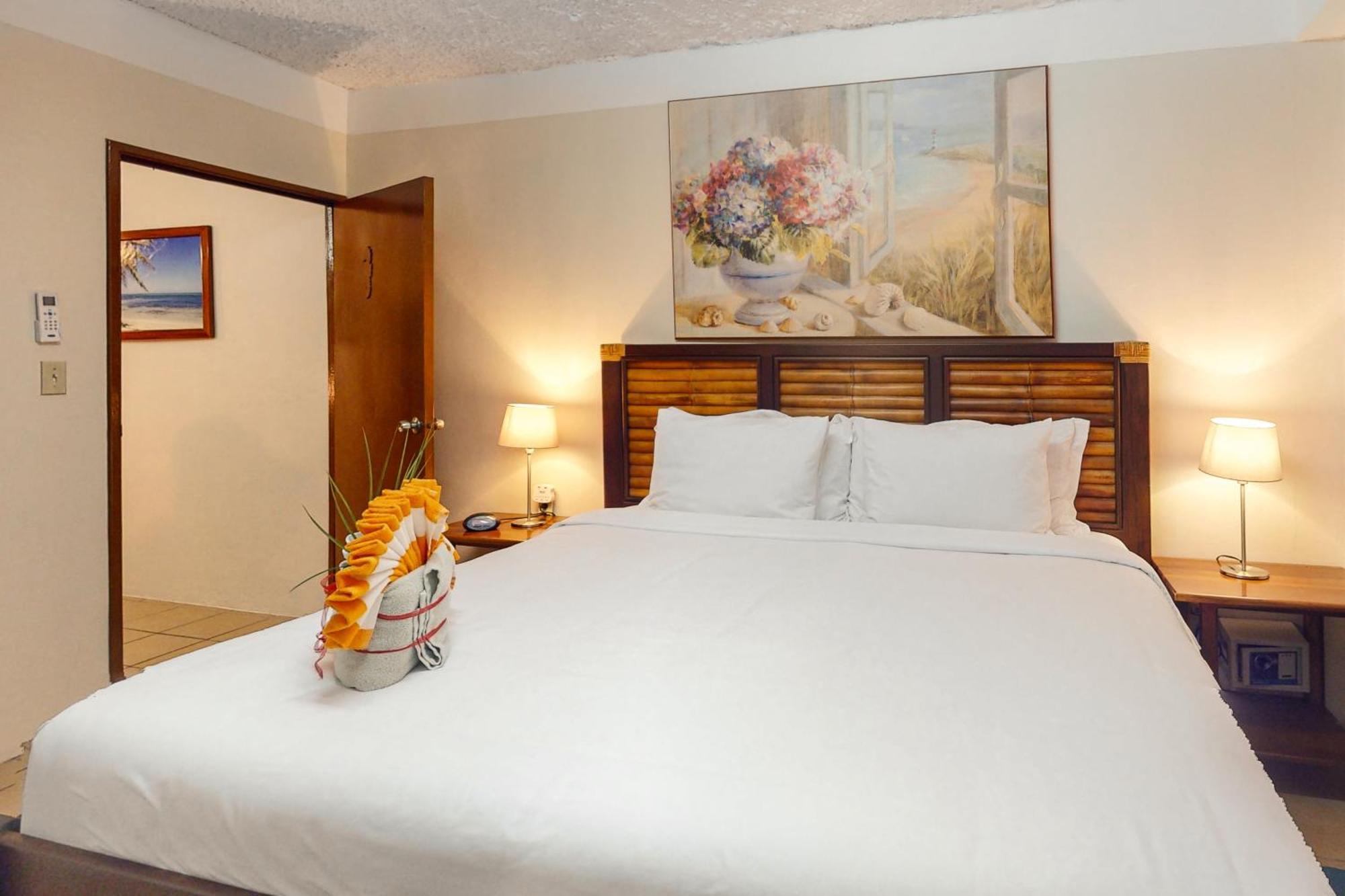Hummingbird Home Suites San Pedro  Quarto foto
