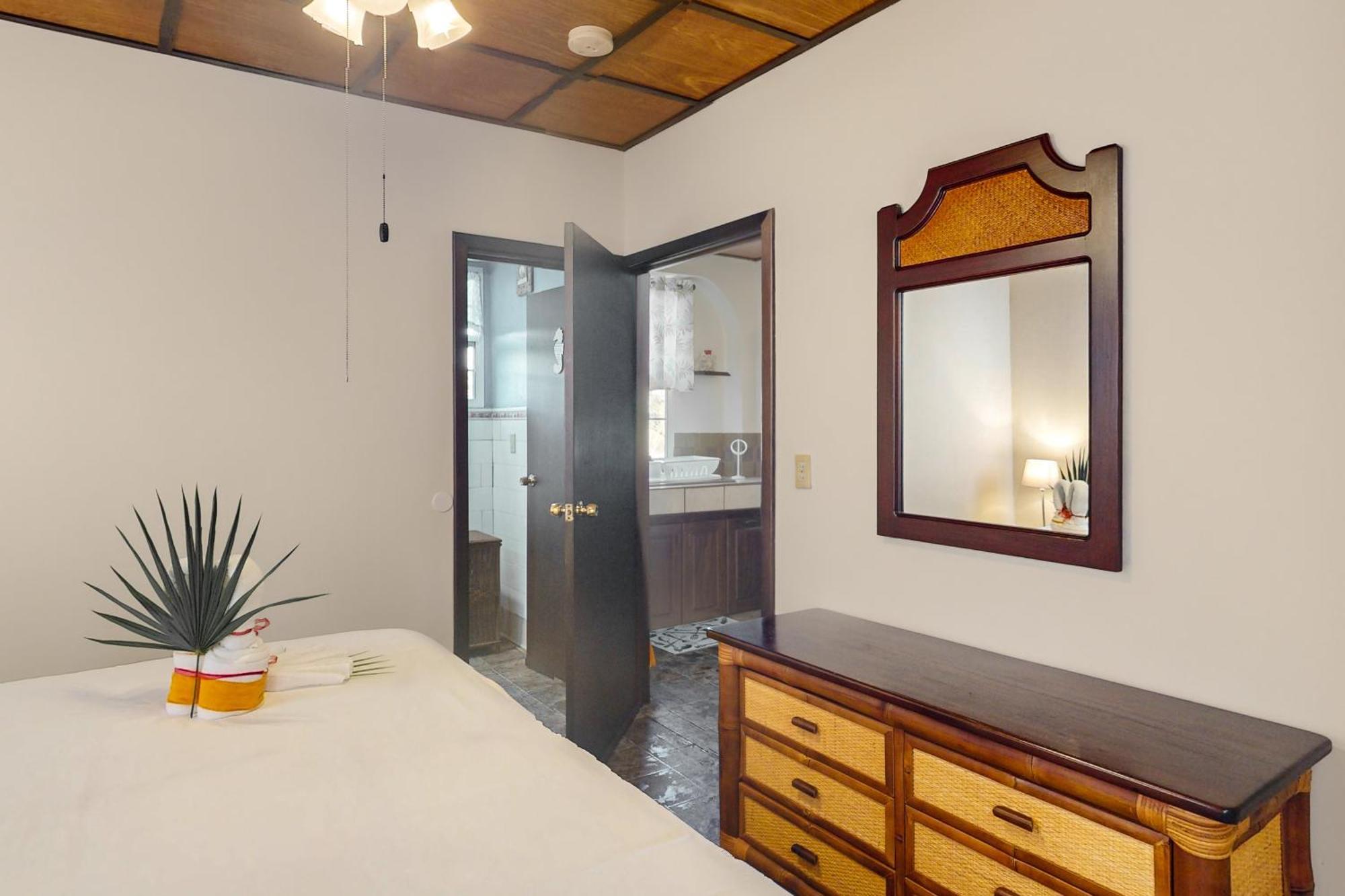 Hummingbird Home Suites San Pedro  Quarto foto