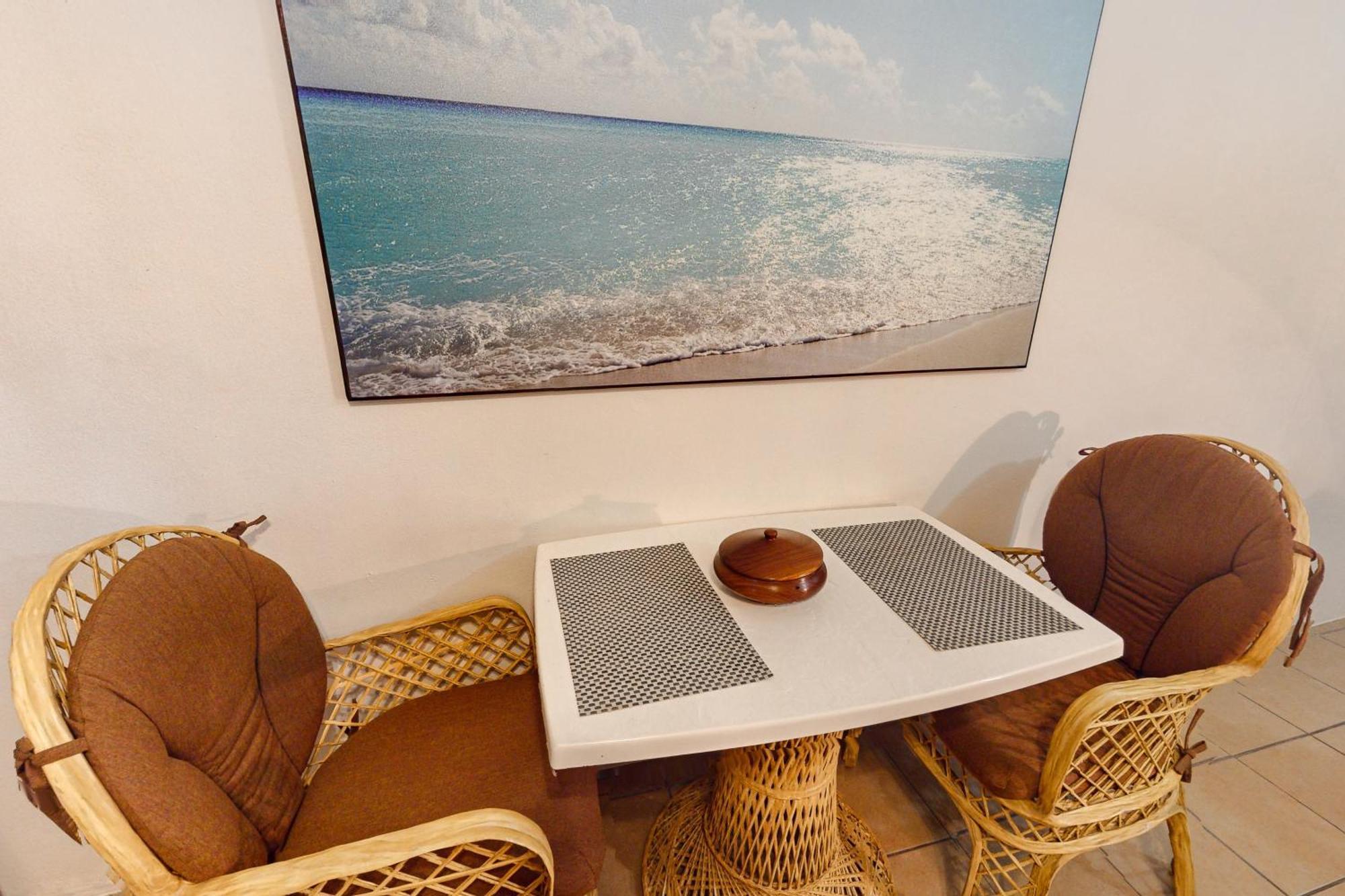Hummingbird Home Suites San Pedro  Quarto foto